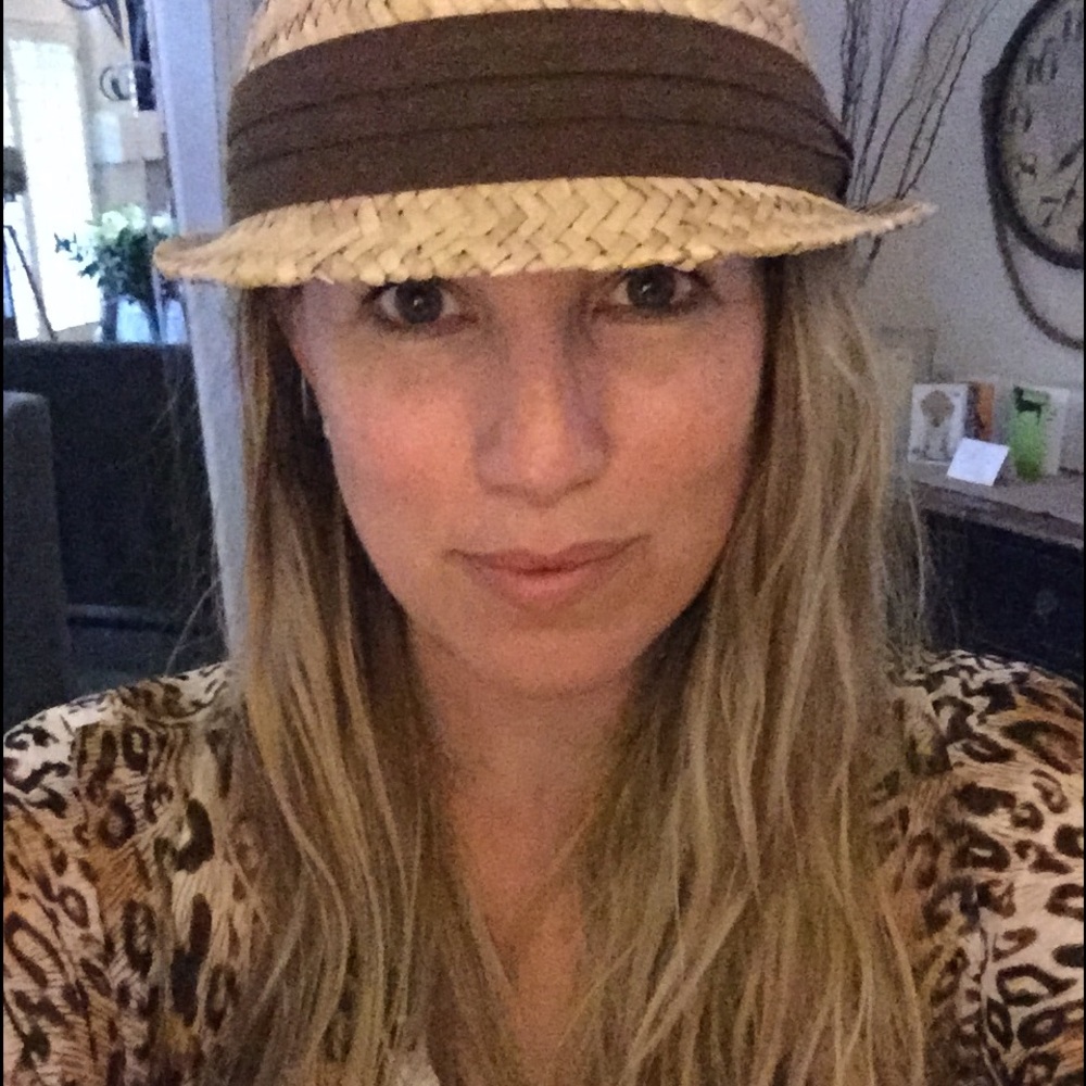 Meet your Posher, Sandra